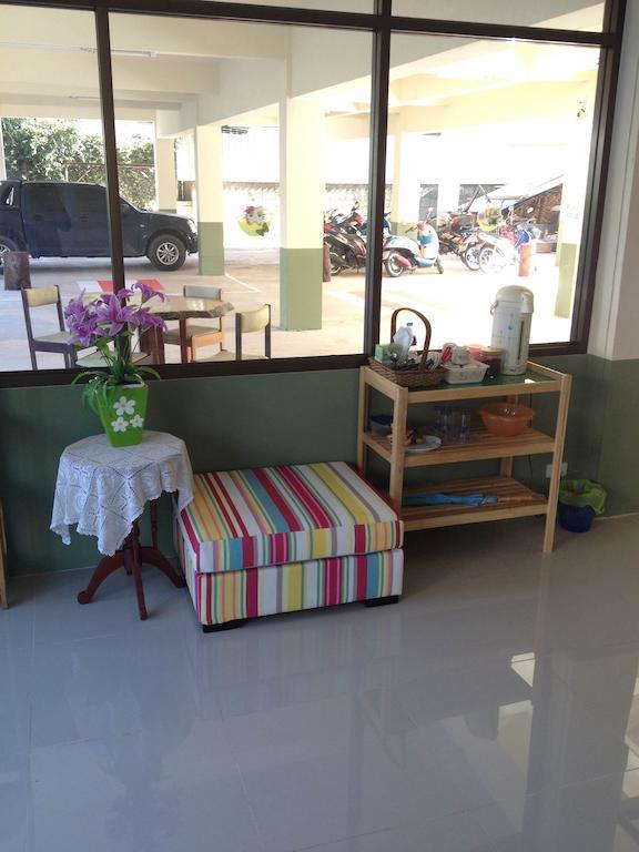 Appartamento Baan Mitreejit Surat Thani Esterno foto