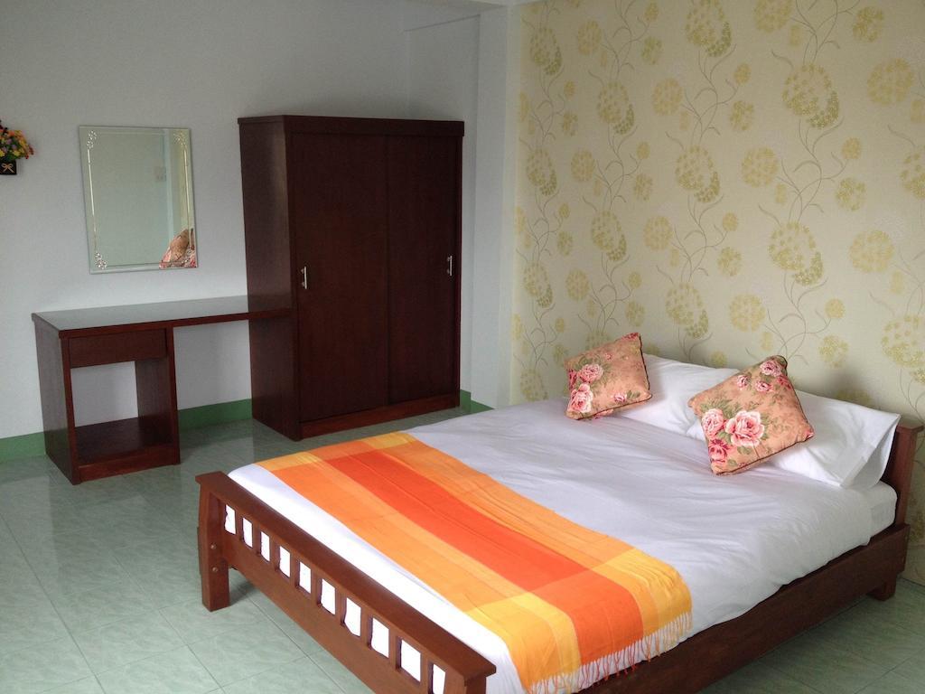 Appartamento Baan Mitreejit Surat Thani Camera foto